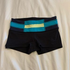 Lululemon spandex shorts